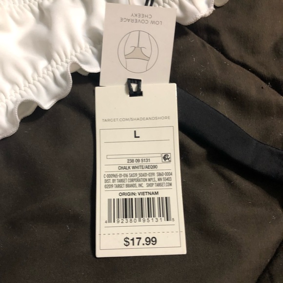 New with tags bikini bottoms - Picture 2 of 2